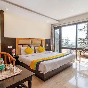 Hotel Itsy Avantika With Forest View